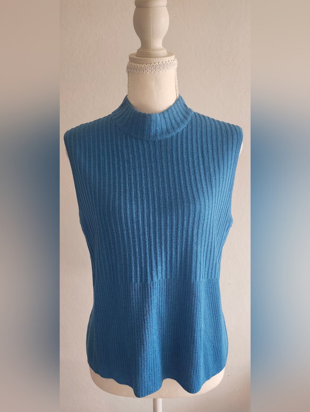 St John Knits Sleeveless Mock Neck Ribbed Sweater Blue Turquoise Women's M